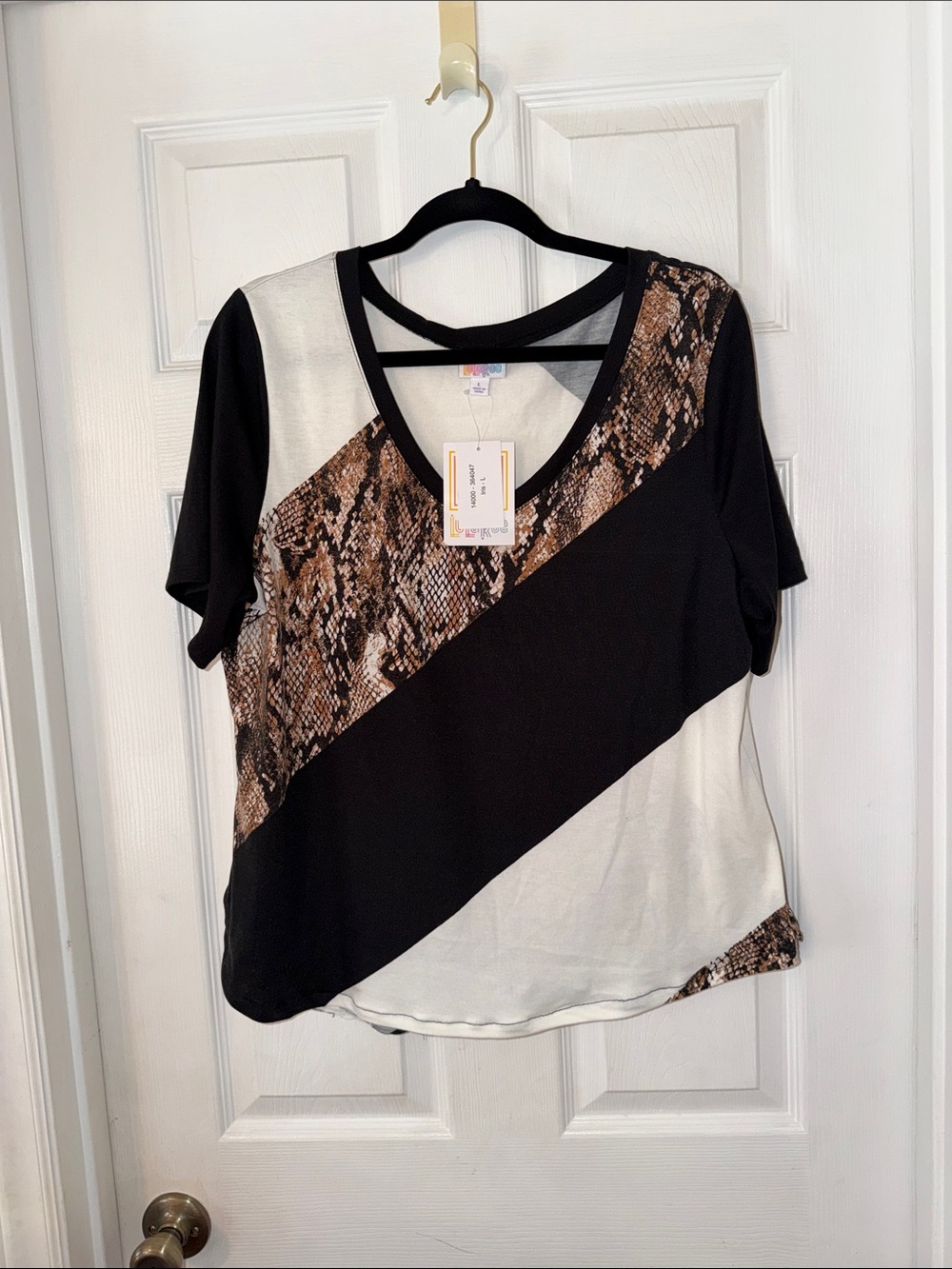 LulaRoe Iris Short Slv Vneck Top, Large, NEW, Black Brown & Cream animal print